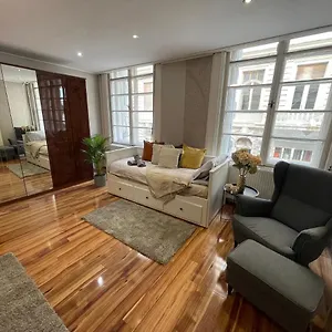 Vintage In The Heart Of The City Apartment Budapest