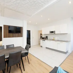 Apartment Big 7rms Loft, 1alocation, Berlin